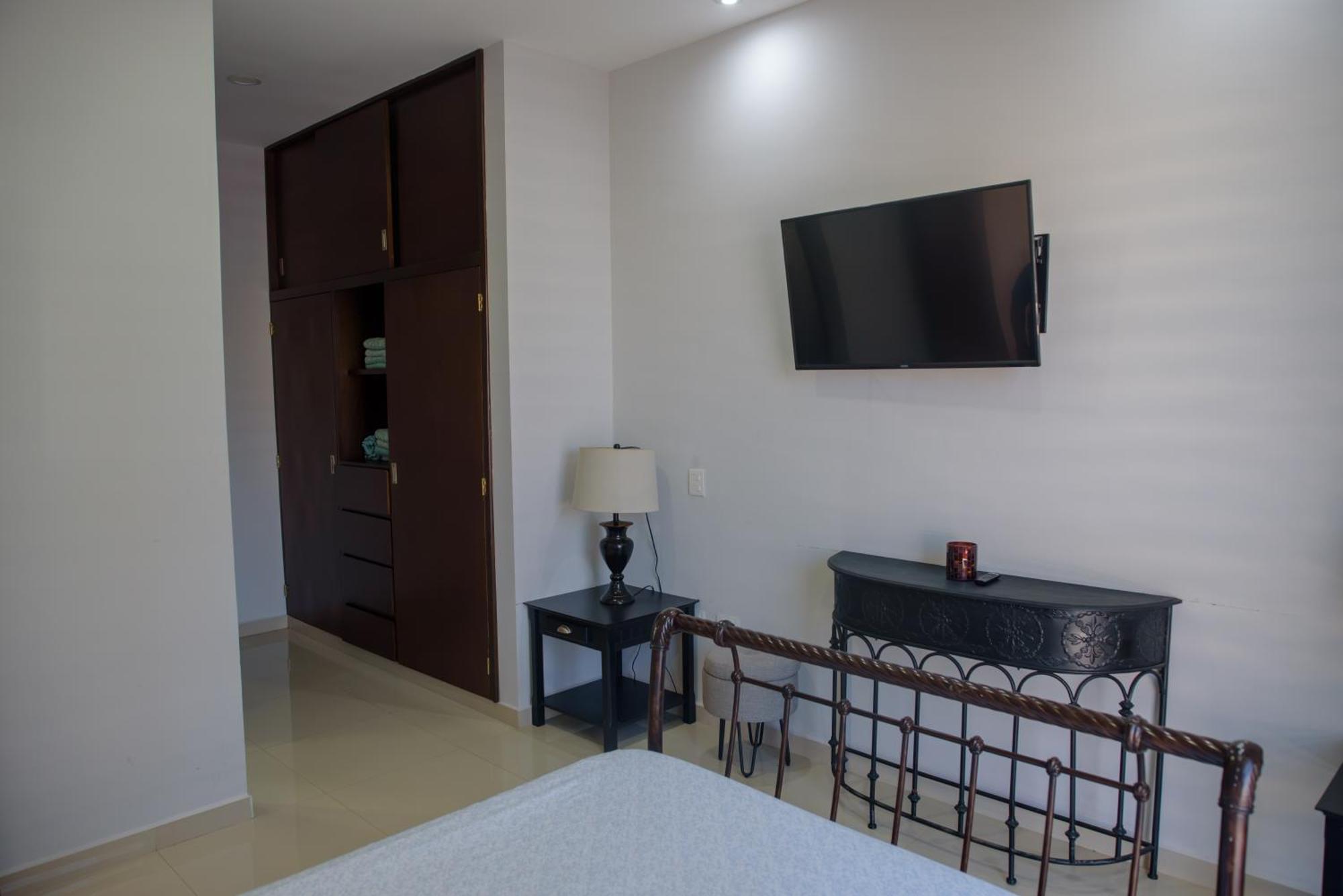 2Br/2Ba Condo 1 Block To Ocean! - Unit 6 Mazatlán Exterior foto